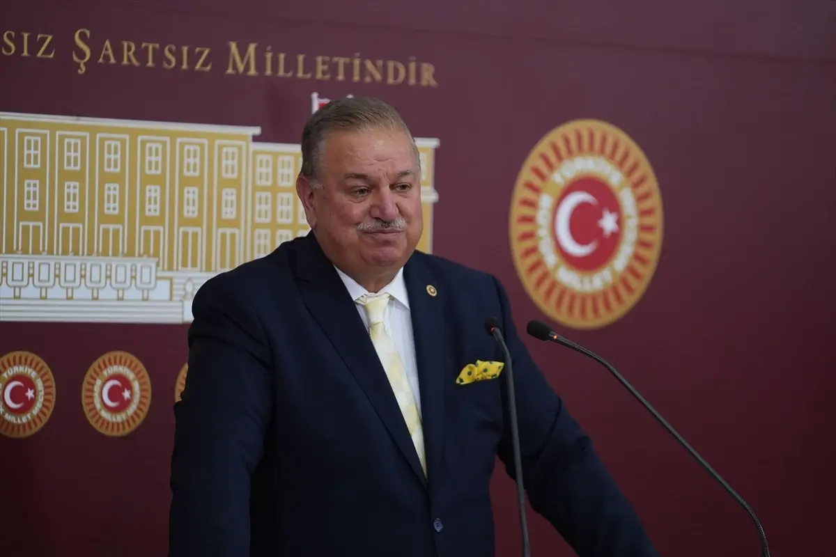 Bekin: İsrail Suriye\'yi Bölmek İstiyor