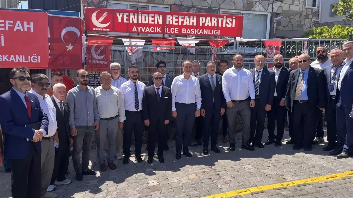Fatih Erbakan Çanakkale\'de Partililerle Buluştu
