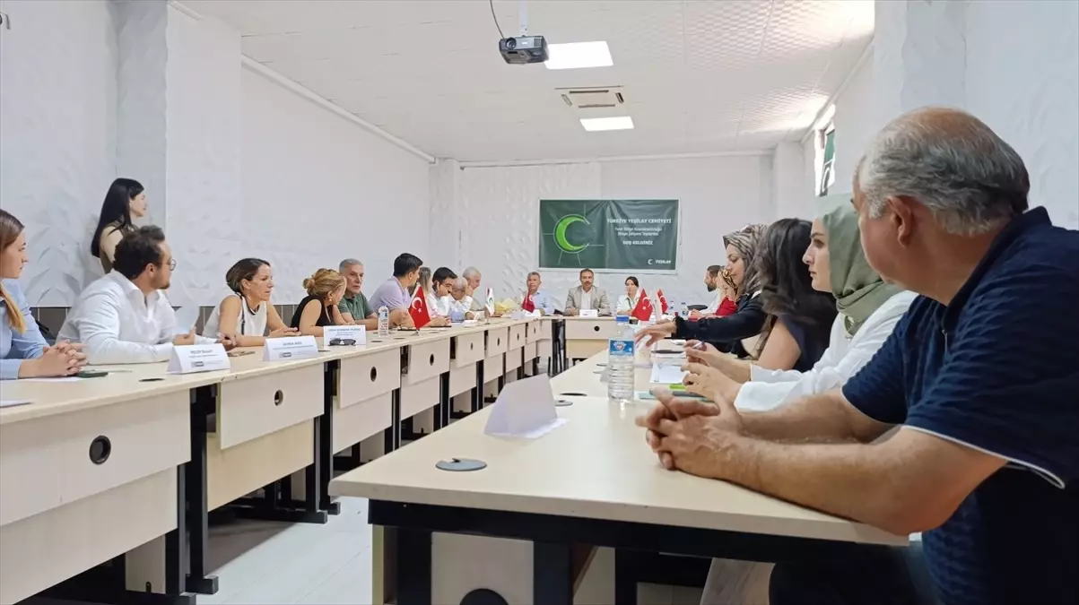 Yeşilay İstişare Toplantısı Adıyaman\'da