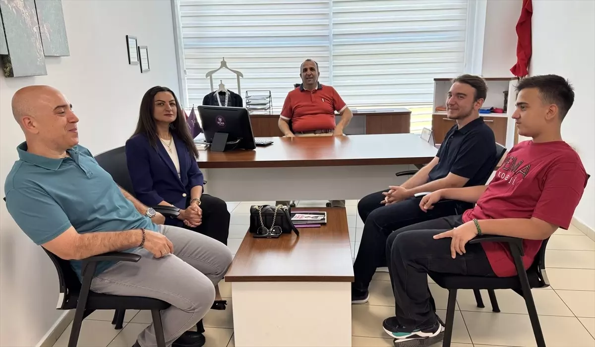 Başarılı Aile: Eray Kaan LGS\'de Tam Puan Aldı