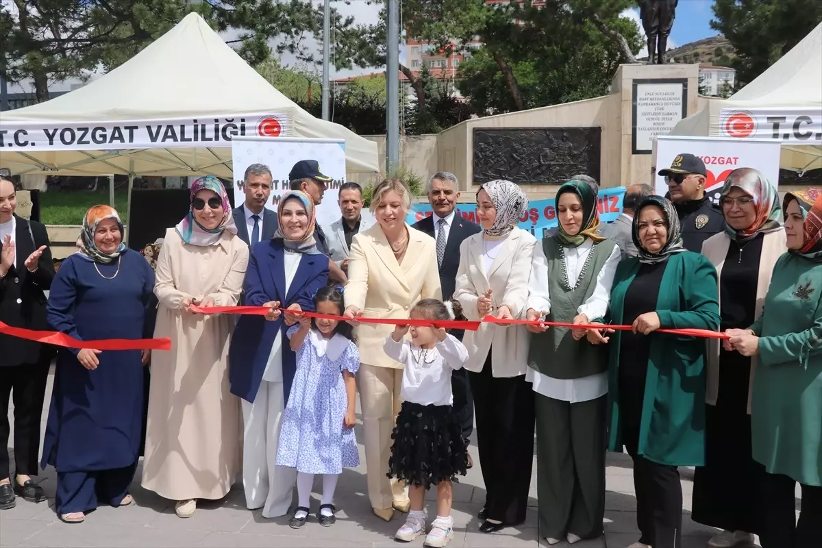 Yozgat\'ta Kadınların El Emeği Sergilendi