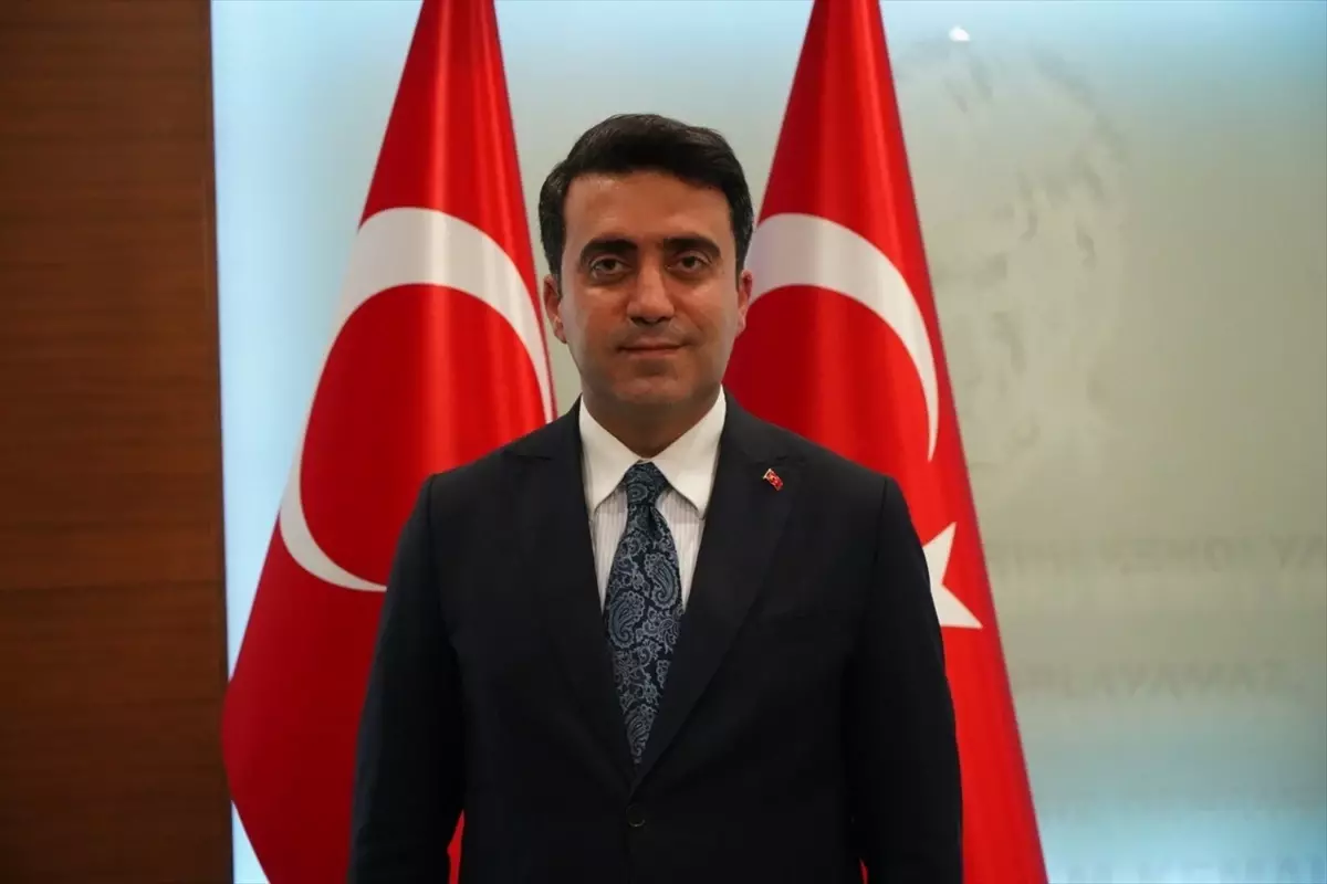 YTB Başkanı\'ndan Yurtdışı Türklerine Destek