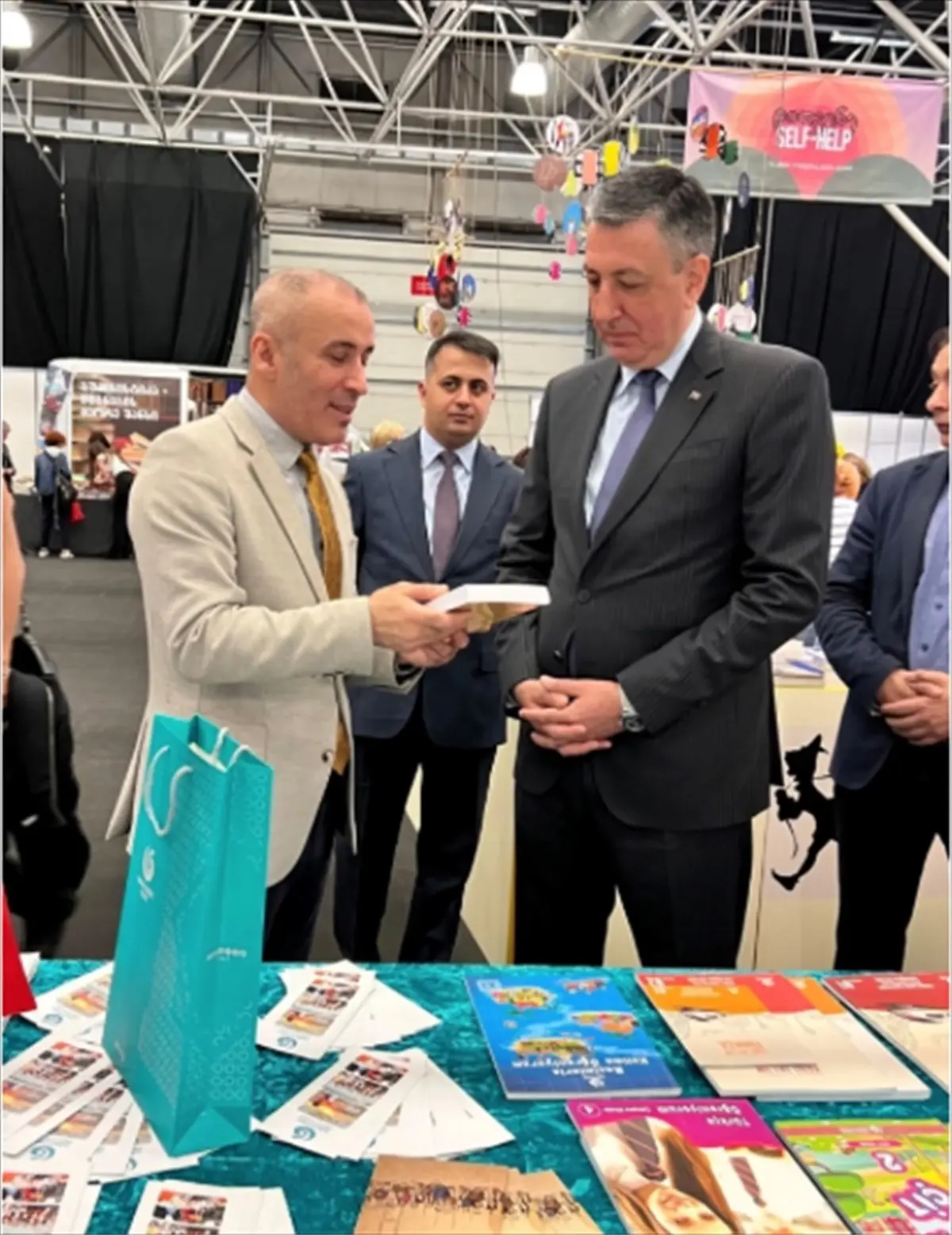Tiflis Kitap Fuarı\'nda Türk Eserleri Tanıtımı