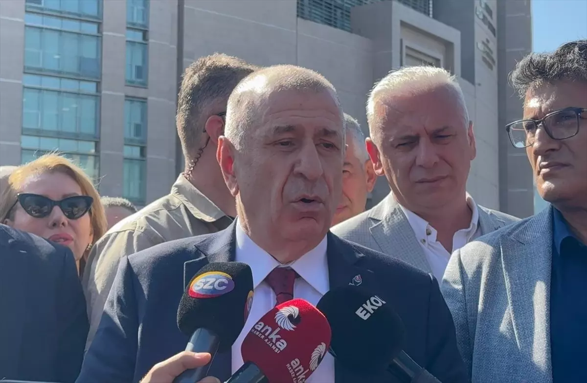 Zafer Partisi Genel Başkanı Özdağ\'ın "Cumhurbaşkanı\'na hakaret" davasında mütalaa verildi