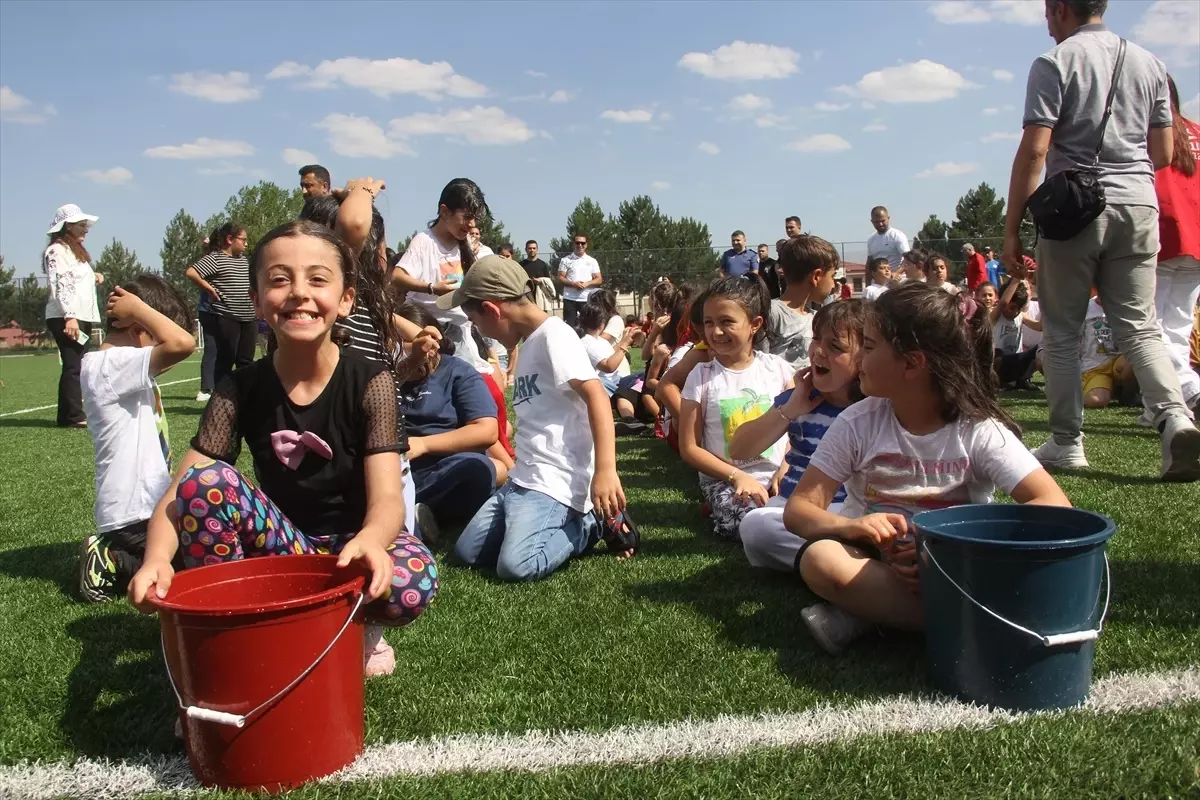 Zara\'da Gençlik Şöleni Düzenlendi