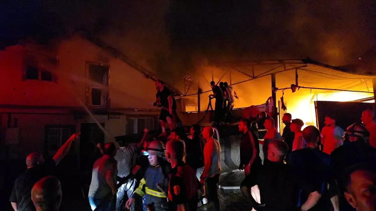 Zonguldak\'ta Halı Yıkamacıda Yangın