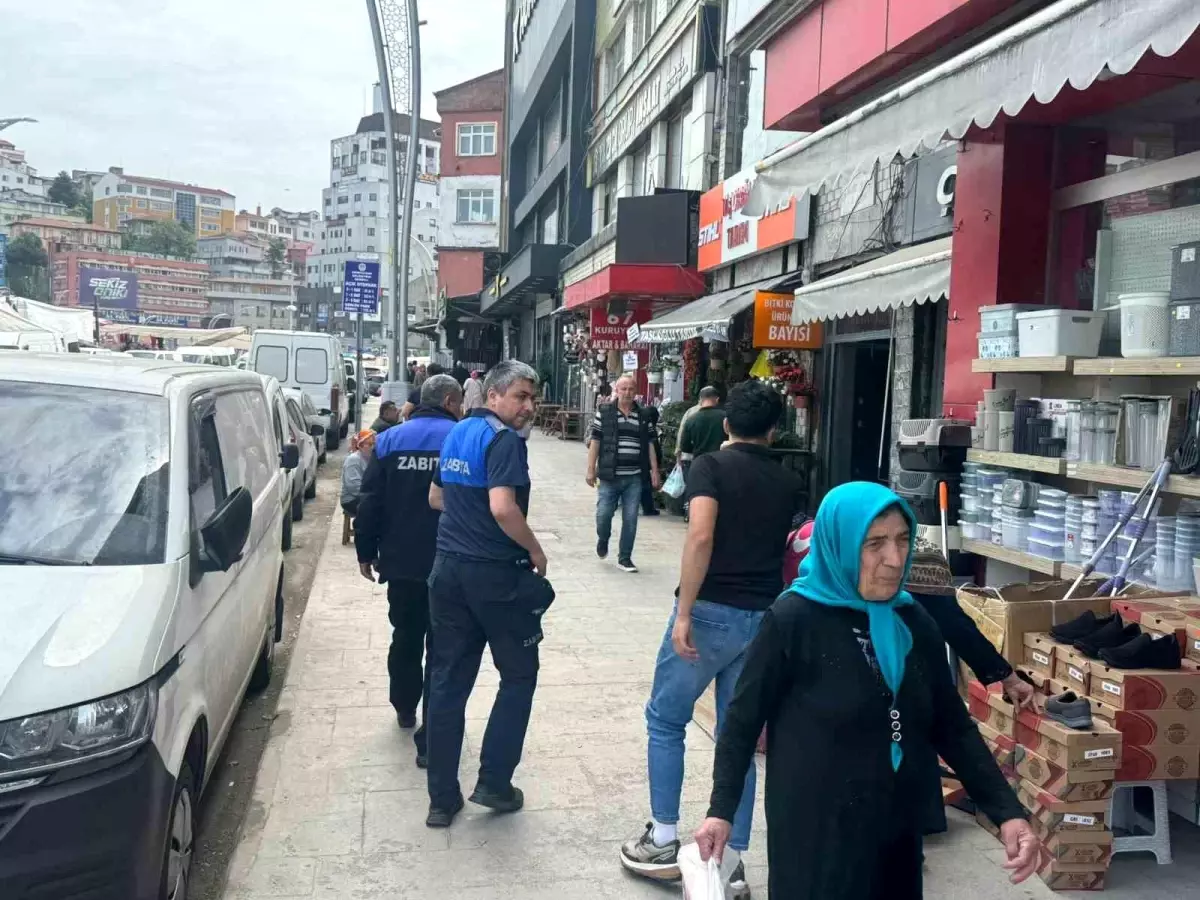 Zonguldak\'ta Zabıta Ekiplerinden Kaldırım Denetimi