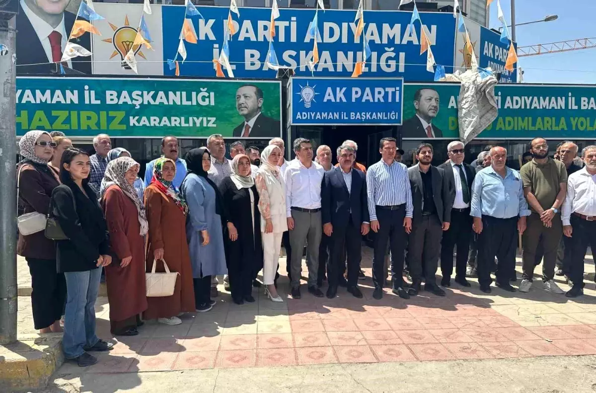 AK Parti\'den 1960 Darbesi açıklaması