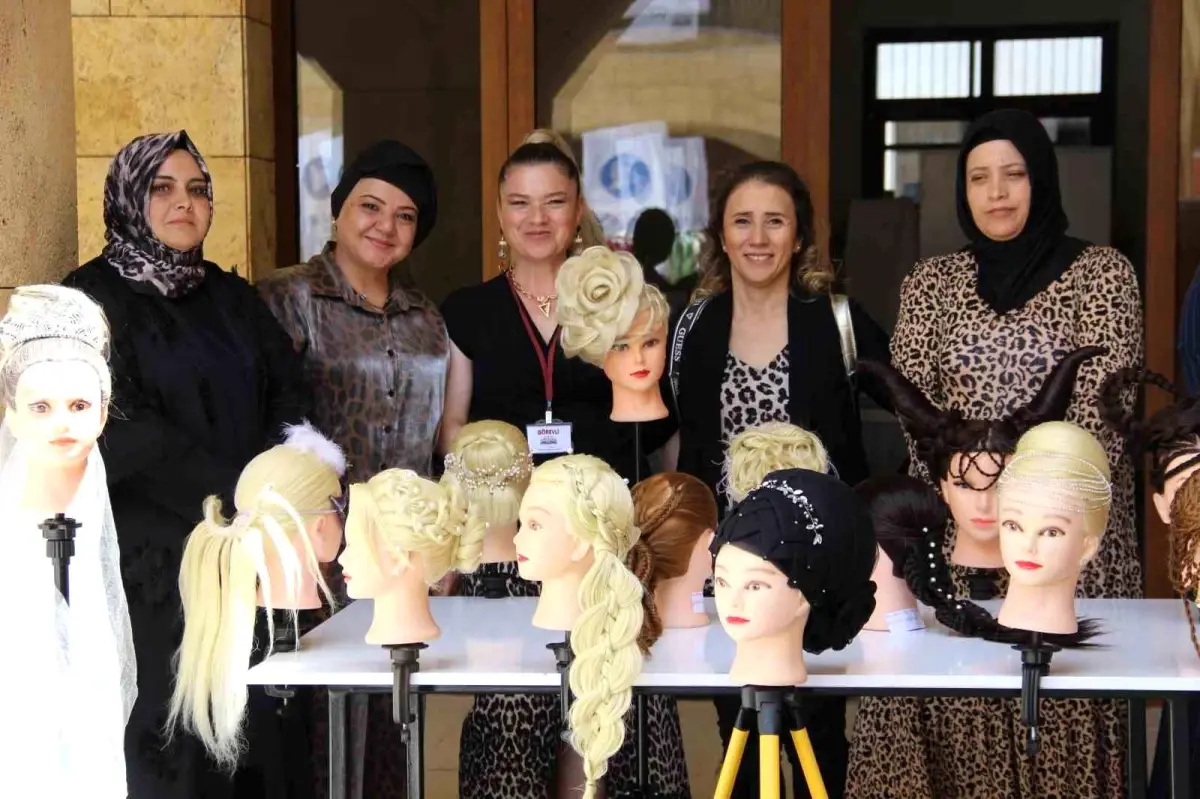 Çorum Halk Eğitim Merkezi\'nden Yılsonu Sergisi