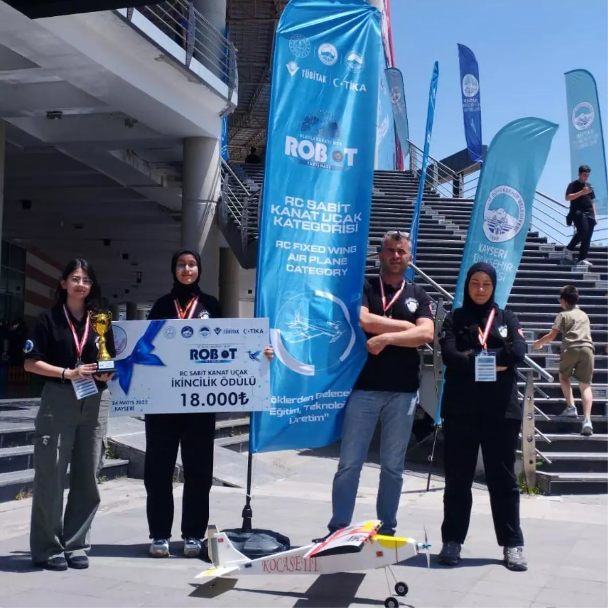 Edremit İmam Hatip Lisesi\'nden İkincilik