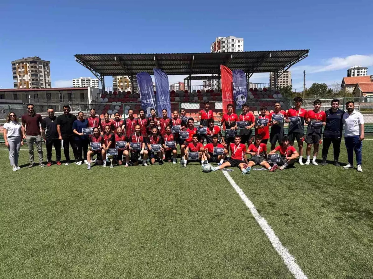 Kayseri\'de Futbol Kupası Sona Erdi