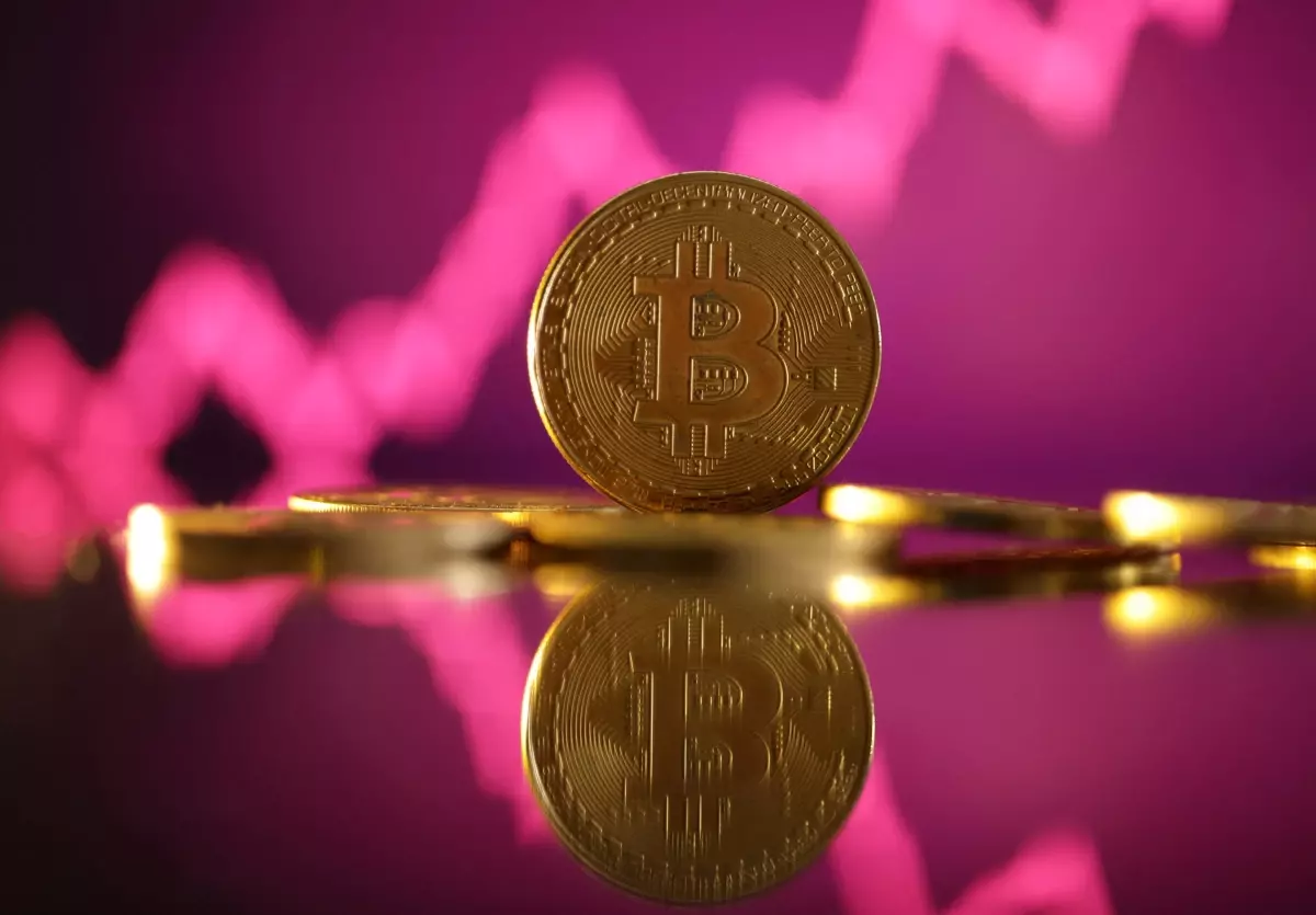 Uzun dönem Bitcoin yatırımcıları sessizce birikim yapıyor
