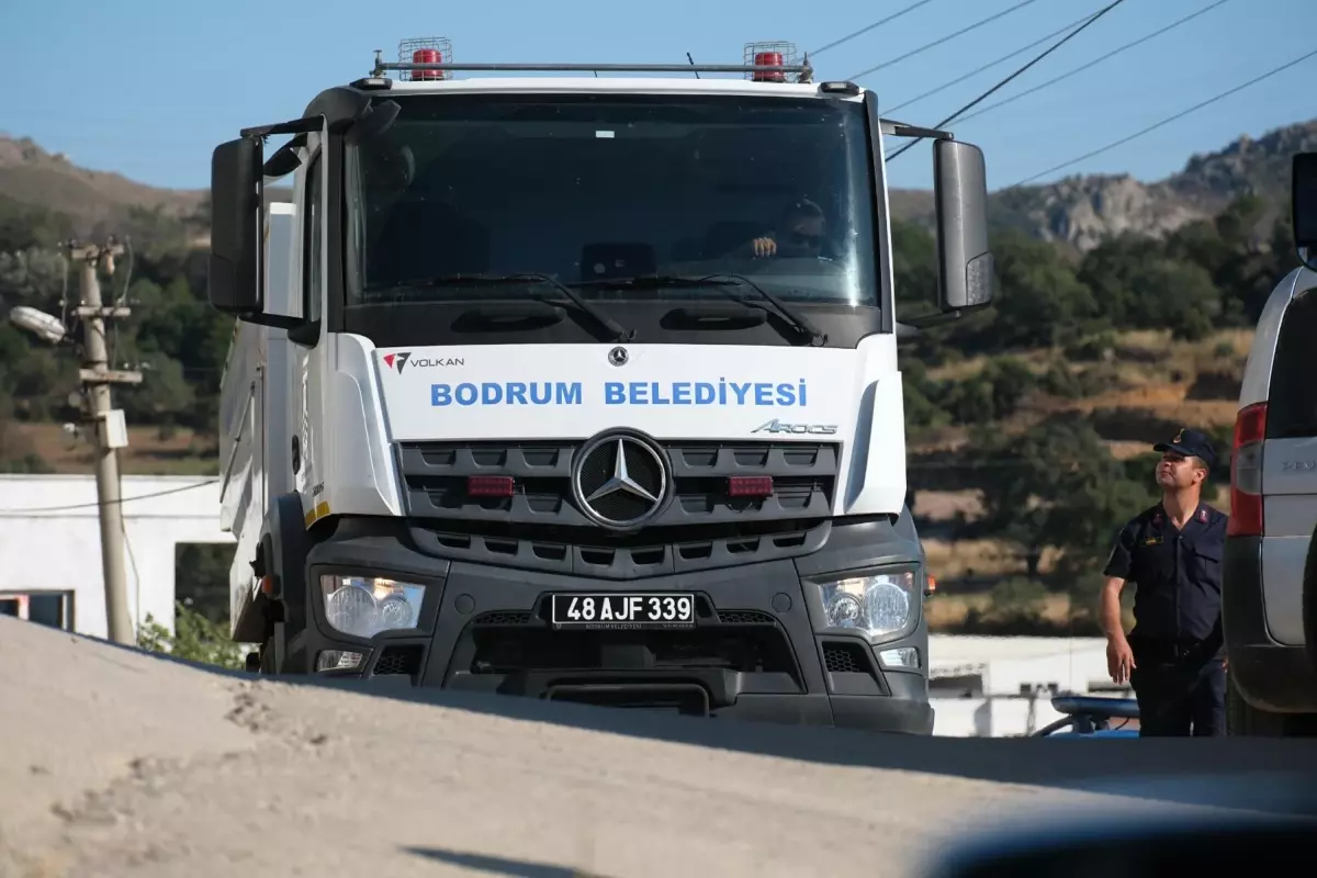 Bodrum\'da Ot Yangını Söndürüldü