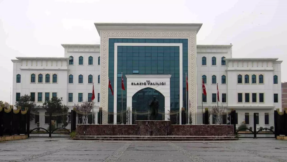 Elazığ\'da 2 vali yardımcısı ve 9 kaymakam değişti