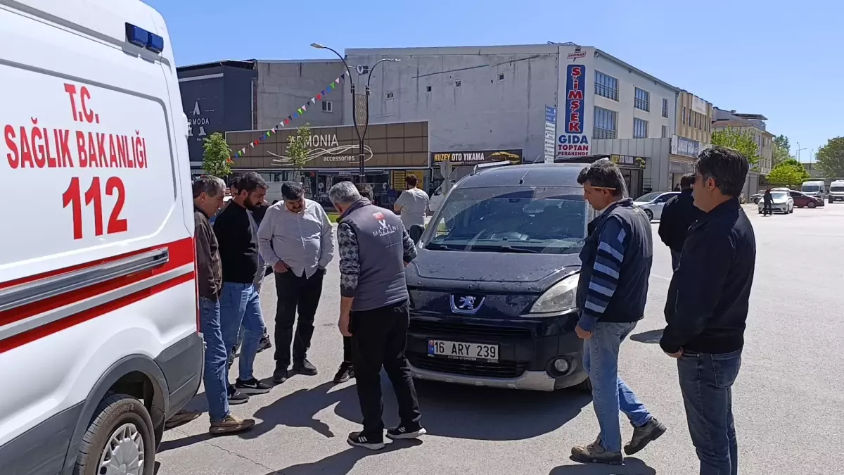 İnegöl\'de Muhtar Trafik Kazasında Hayatını Kaybetti
