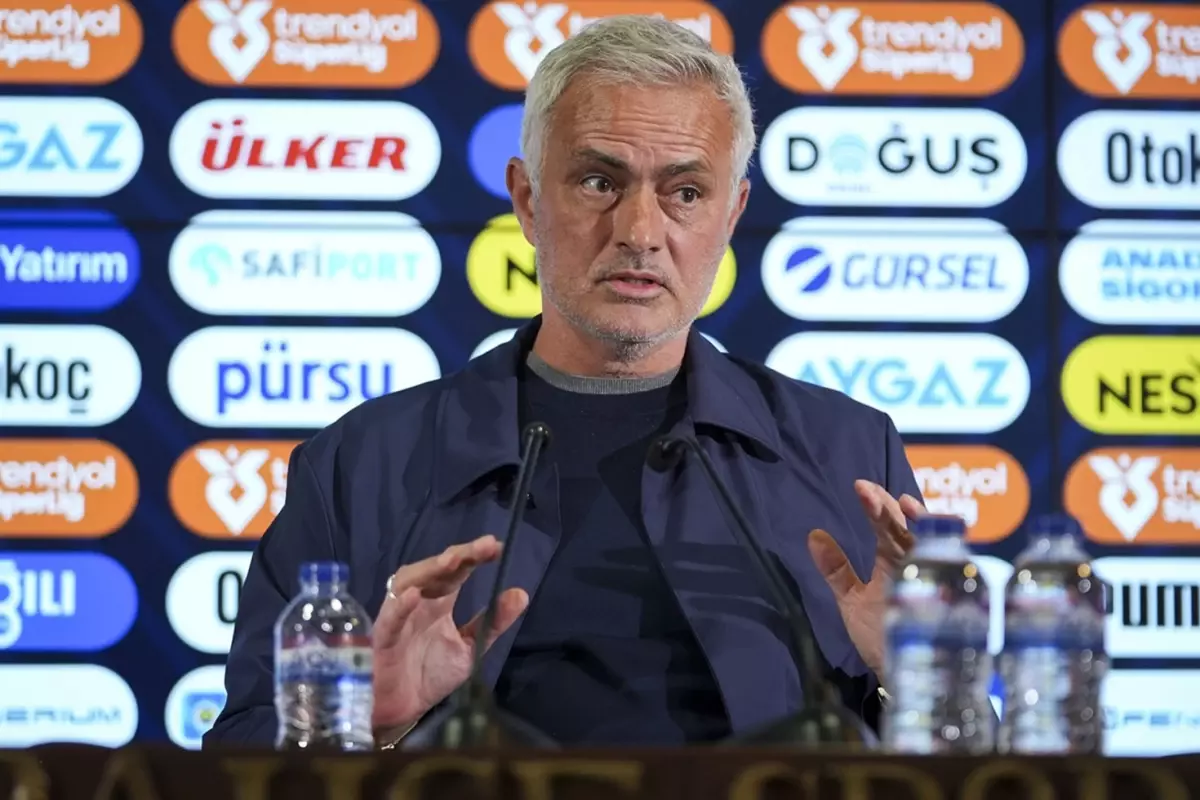Mourinho ile ipler tamamen koptu: Fenerbahçe\'nin yeni antrenörü için bomba iddia