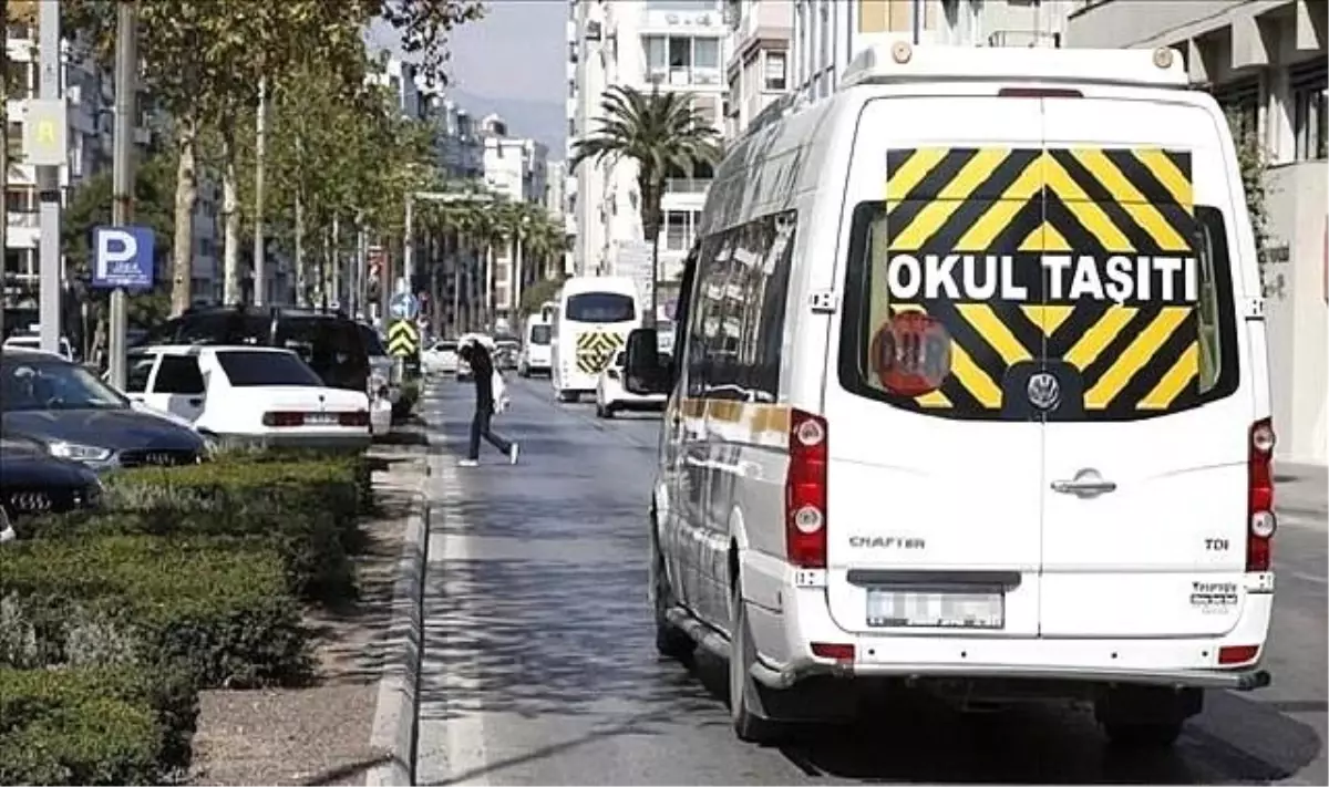 Okul Servis Araçlarına Yaş Sınırı Uzatıldı