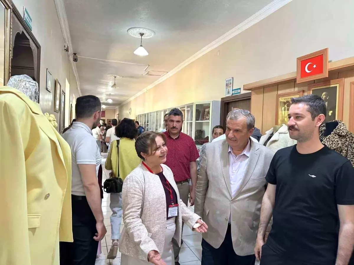 Yenice\'de Hayat Boyu Öğrenme Haftası Etkinlikleri Kapsamında Sergi Açıldı