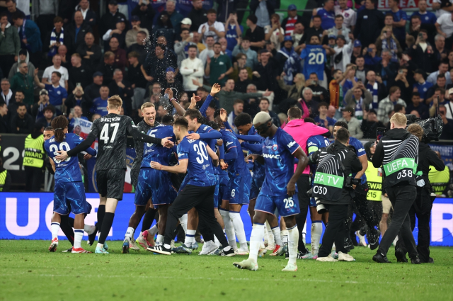 5 gollü müthiş maç! Konferans Ligi'nde şampiyon belli oldu