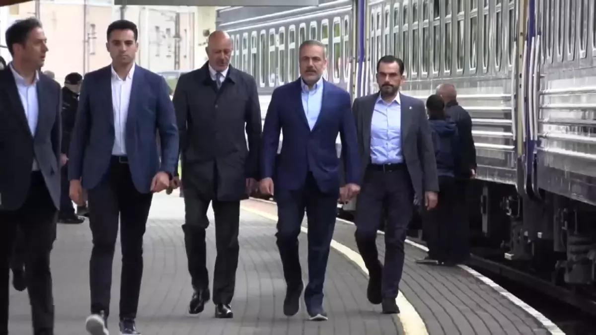 Hakan Fidan Ukrayna\'da