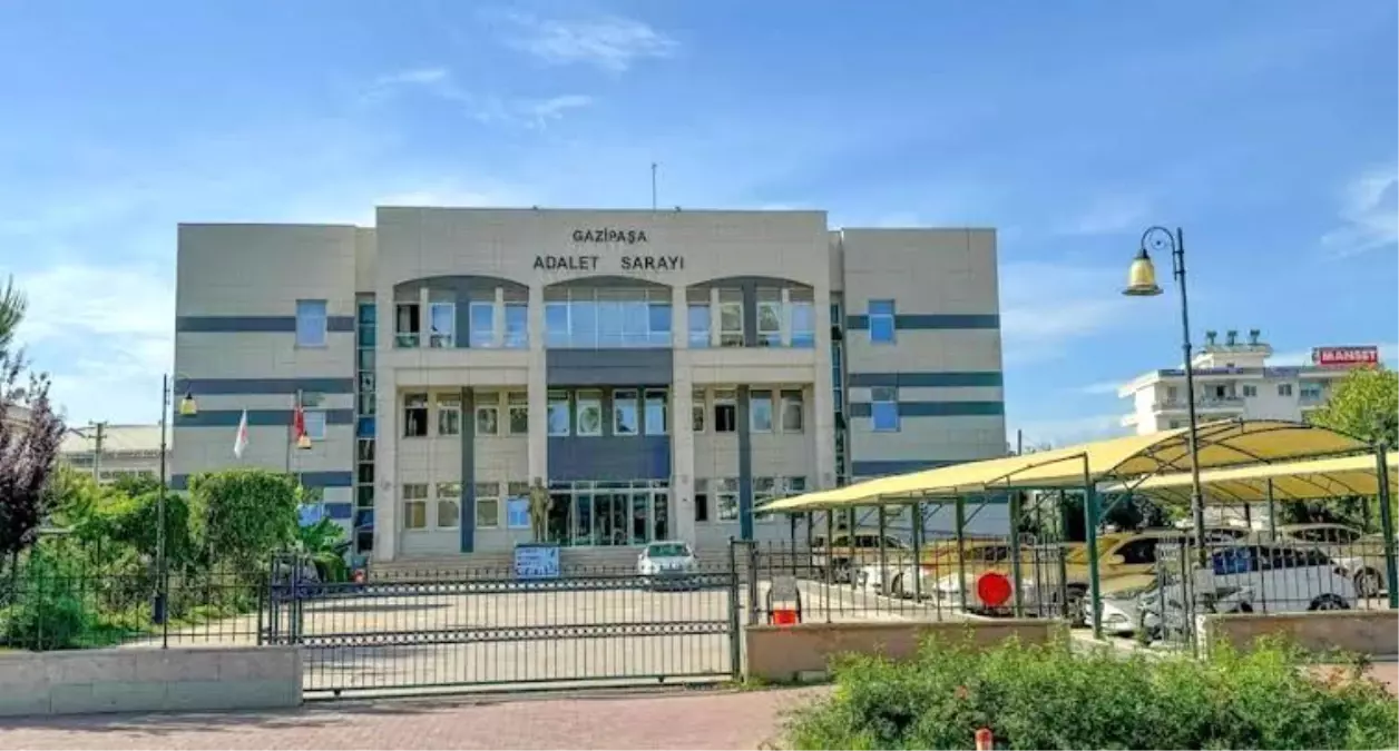 Gazipaşa\'da Bonzai Operasyonu: İki Şüpheli Tutuklandı