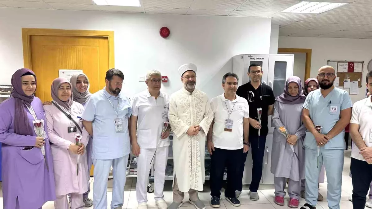Hacı Adaylarına Mekke\'de Sağlık ve Yemek Hizmeti