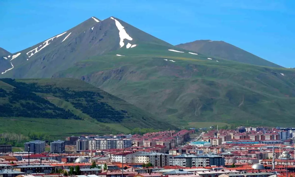 Erzurum\'da Yapı Ruhsatı Verilen Binalarda Büyük Düşüş