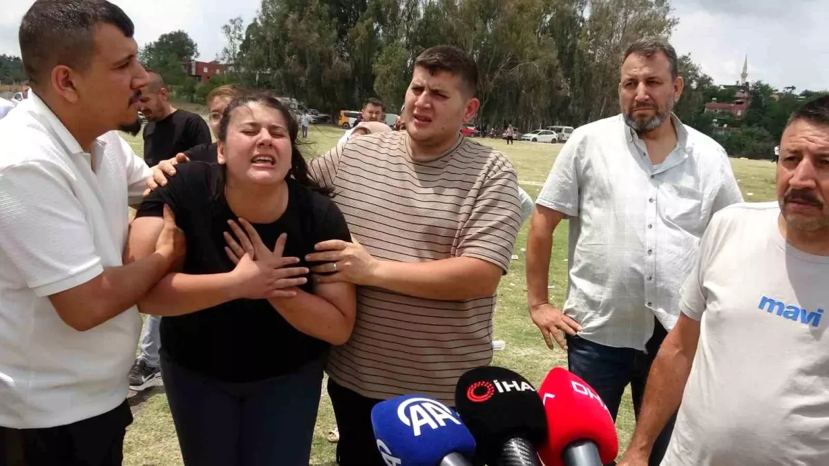 Adana\'da Tekne Kazası: Genç Kayboldu, Ailesi Ağıt Yakıyor