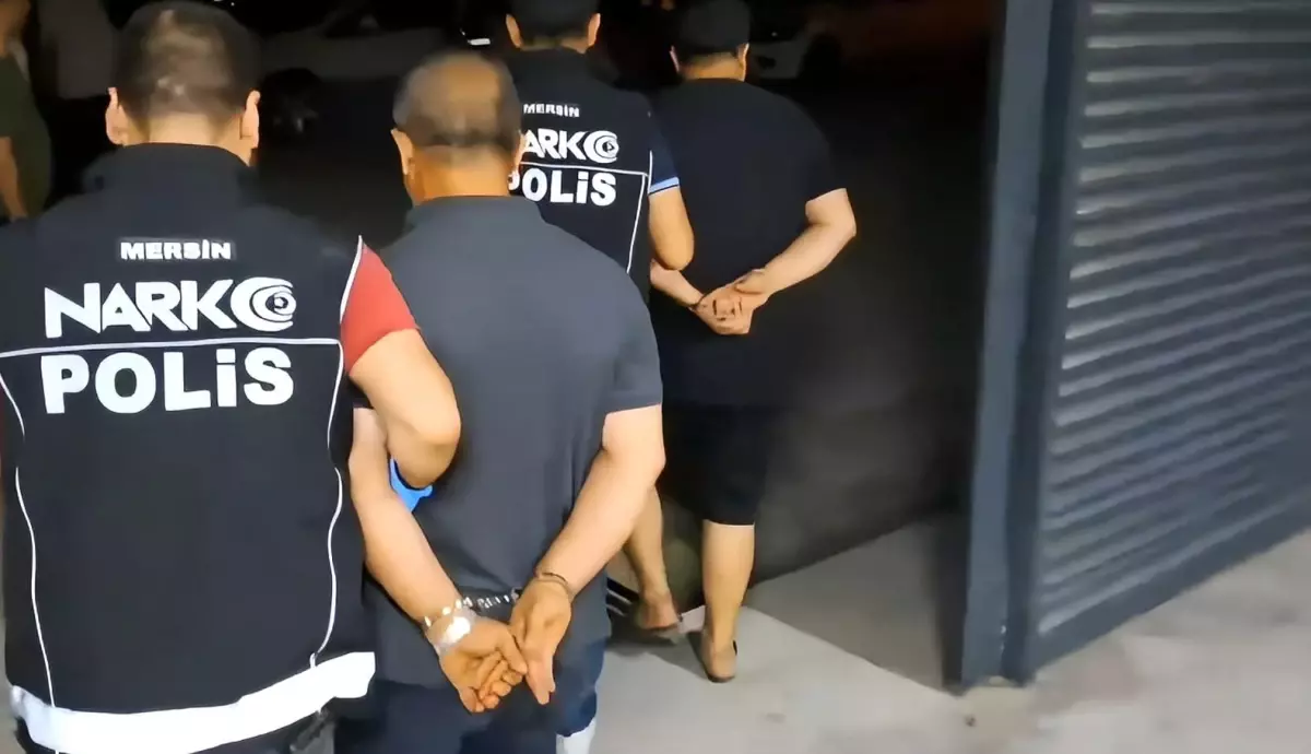 Mersin\'de Uyuşturucu Operasyonu: 812kg Ele Geçirildi