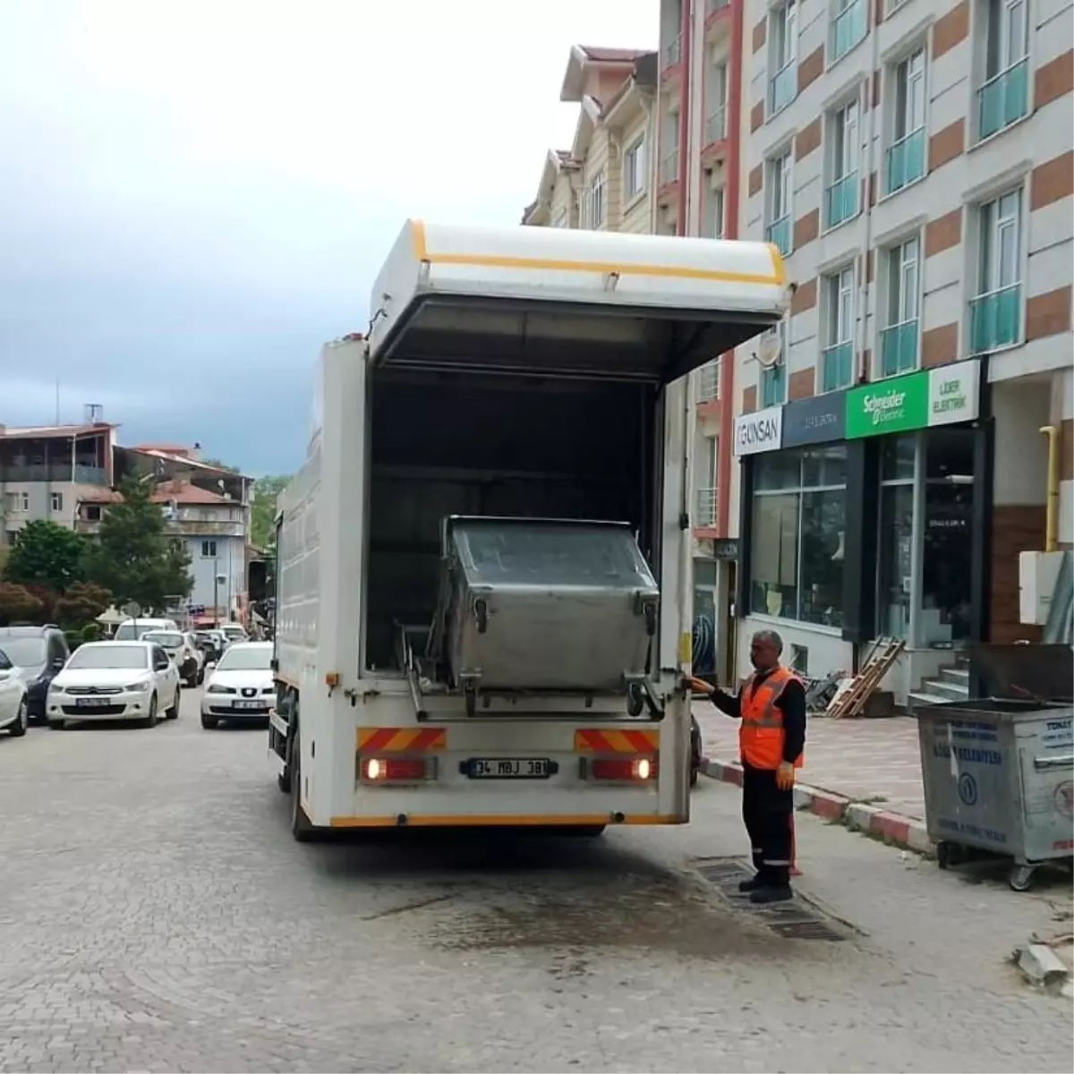 Söğüt Belediyesi Kurban Bayramı Öncesi Temizlik Çalışmalarını Hızlandırdı