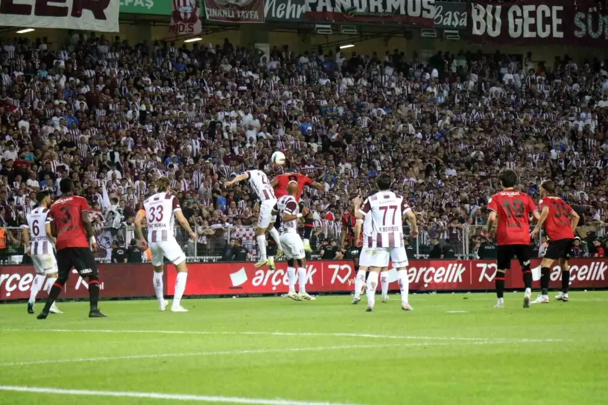 Fatih Karagümrük Süper Lig\'e Yükseldi
