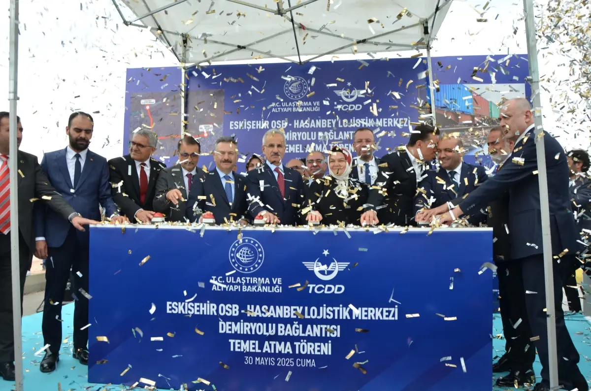 Eskişehir Demir Yolu Bağlantısının Temeli Atıldı