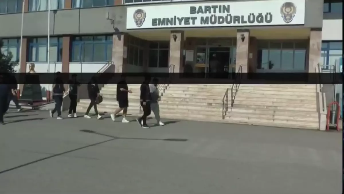 Bartın\'da Yasa Dışı Bahis Operasyonu: 13 Tutuklama