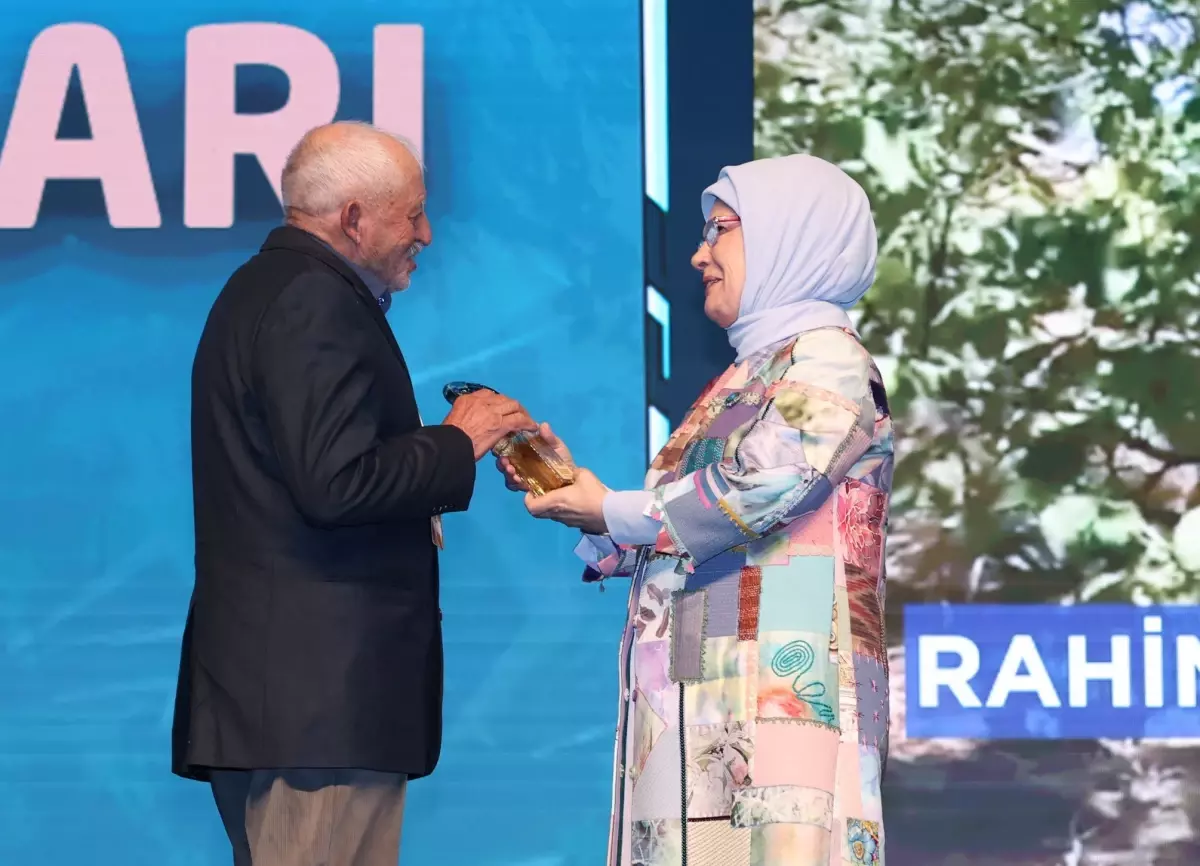 Emine Erdoğan\'dan \'Orman Dede\' Rahim Demirbaş İçin Taziye Mesajı