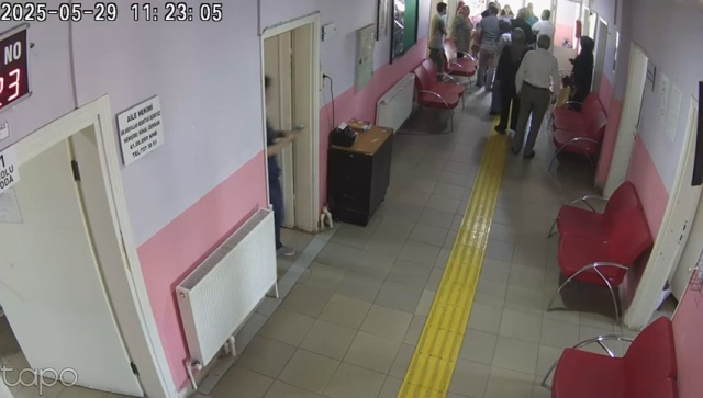 Kocaeli'de aile hekimi darbedildi; gözaltına alınan saldırgan serbest Kocaeli'de aile hekimi darbedildi; gözaltına alınan saldırgan serbest