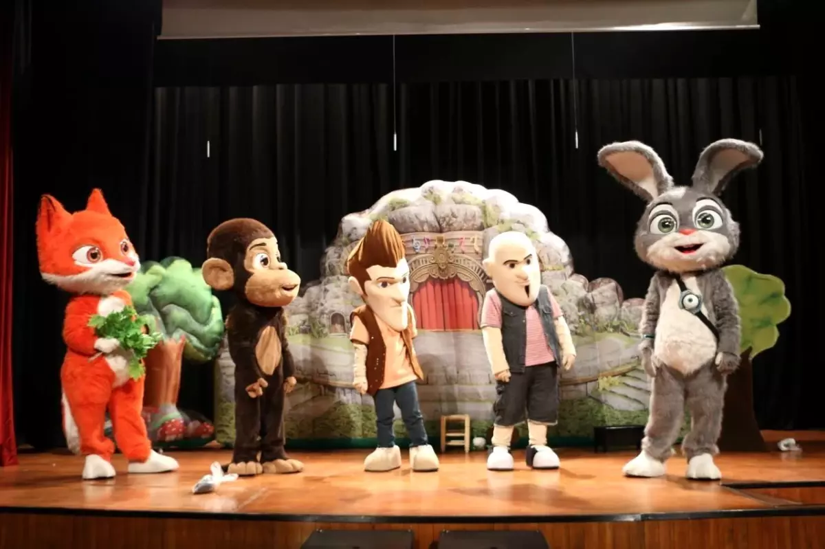 Çocuklar Orman Sevgisini \'Akıllı Tavşan Momo\' ile Öğrendi