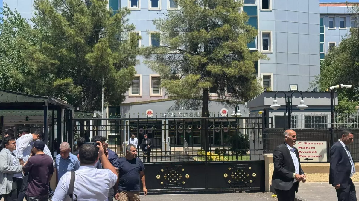 Duruşmaya 1 Saat Ara