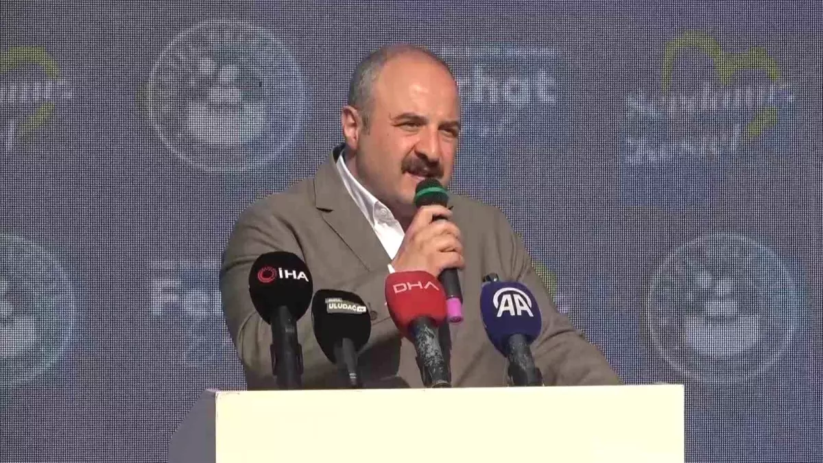 Mustafa Varank: CHP\'li Belediyeler Herhangi Bir Proje Gerçekleştiremedi