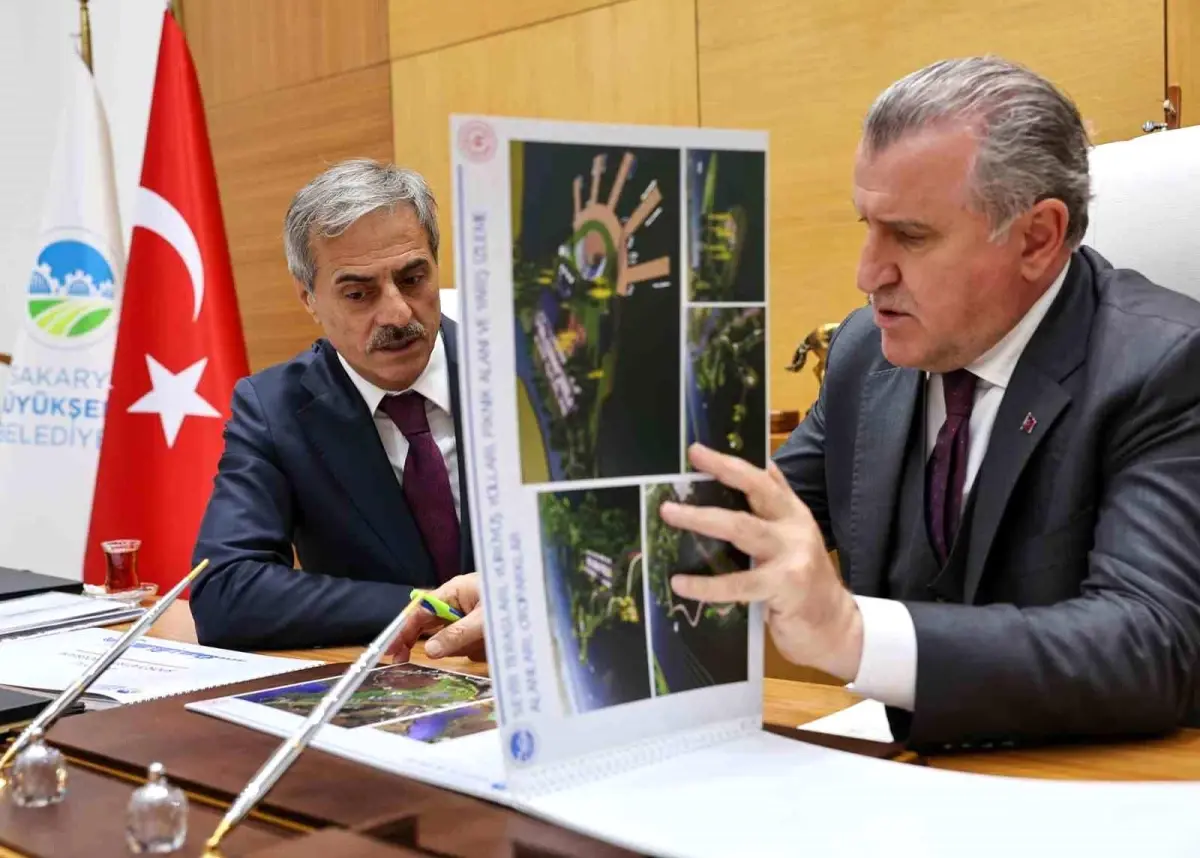 Türkiye\'de ilk ve tek olacak: Bakan Bak, Sakarya\'ya dev spor yatırımı müjdesini duyurdu