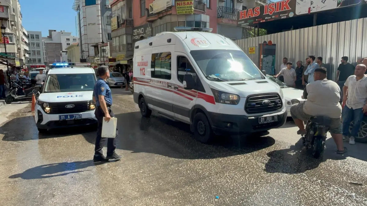 Adana\'da Yastık İmalathanesinde Yangın