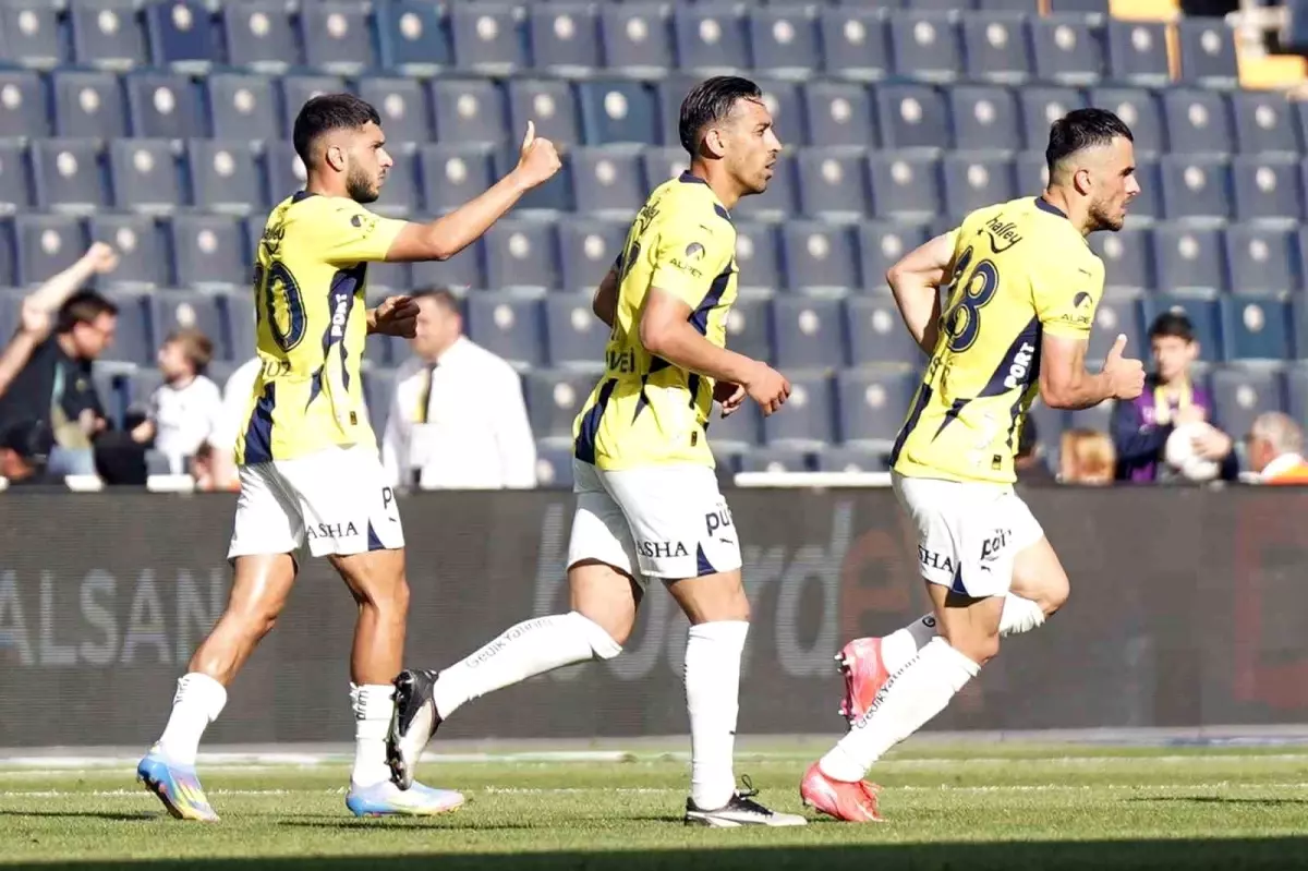 İrfan Can Kahveci Üst Üste 2. Golünü Attı