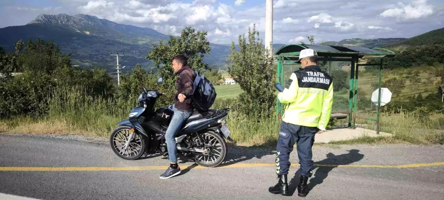 Sakarya\'da Motosiklet Denetimleri: 195 Ceza