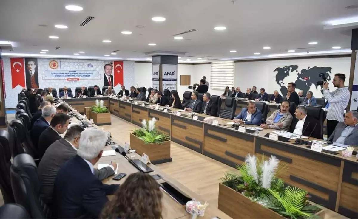 TBMM Heyeti Malatya\'da Zirai Donu İnceliyor