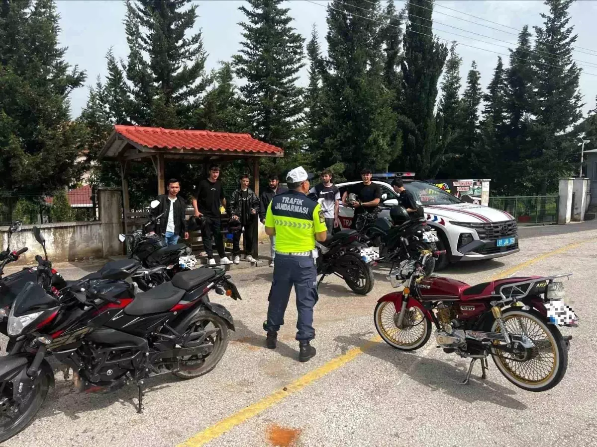 Düzce\'de Trafik Denetimleri Artırıldı