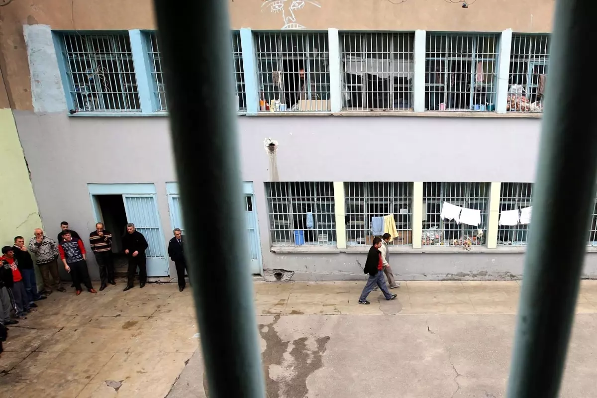 İnfaz kanunu teklifi, TBMM Adalet Komisyonu\'nda kabul edildi