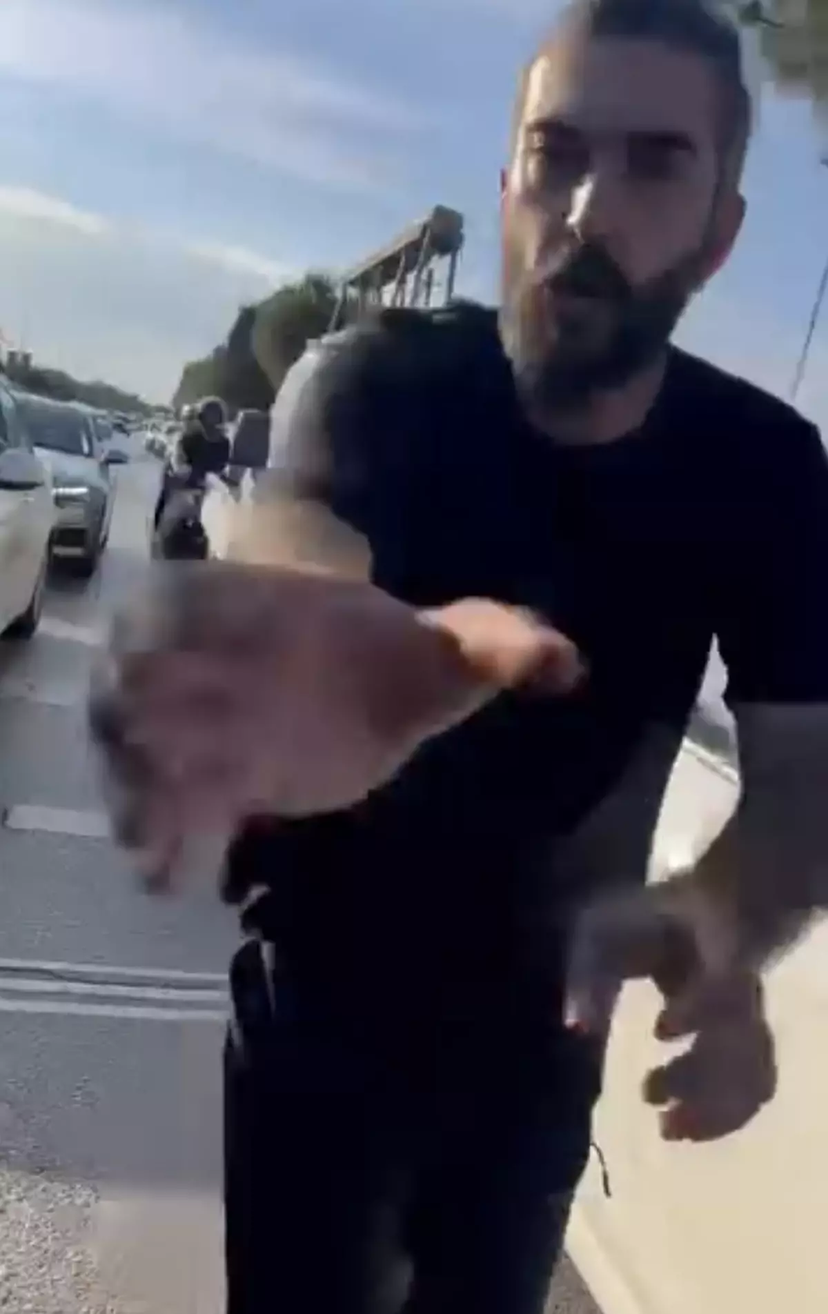 Maltepe\'de Yol Tartışması Kanlı Bitti