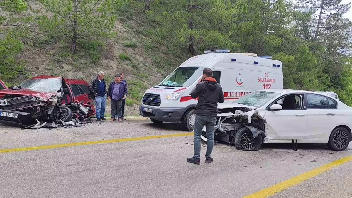 Karabük\'teki Kazada 8 Yaralı