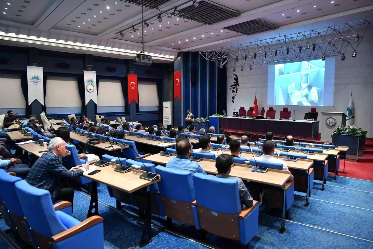 Kayseri Büyükşehir Belediyesi İş Sağlığı ve Güvenliği Semineri Düzenledi