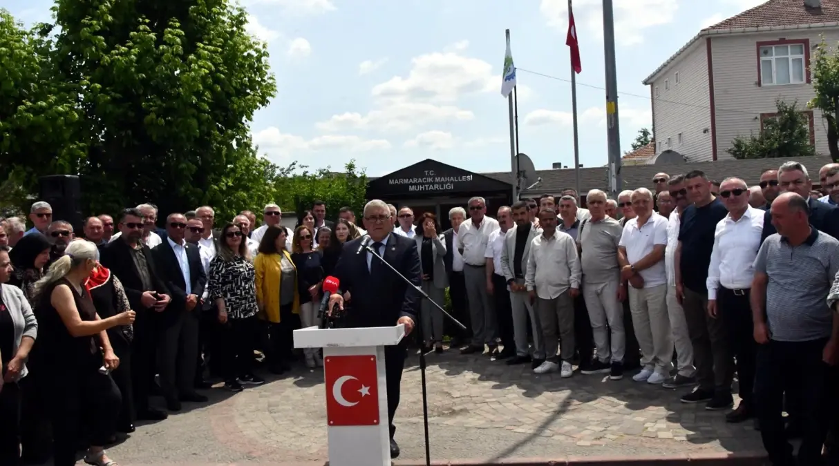 Muhtara Bıçaklı Saldırı Kınandı
