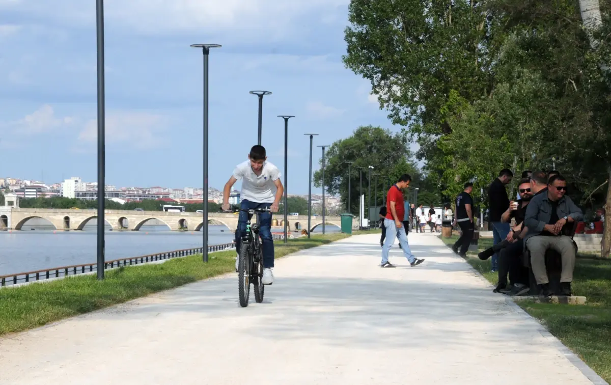 Edirne\'de Söğütlük Millet Bahçesi çevre şenliğiyle hizmete açıldı